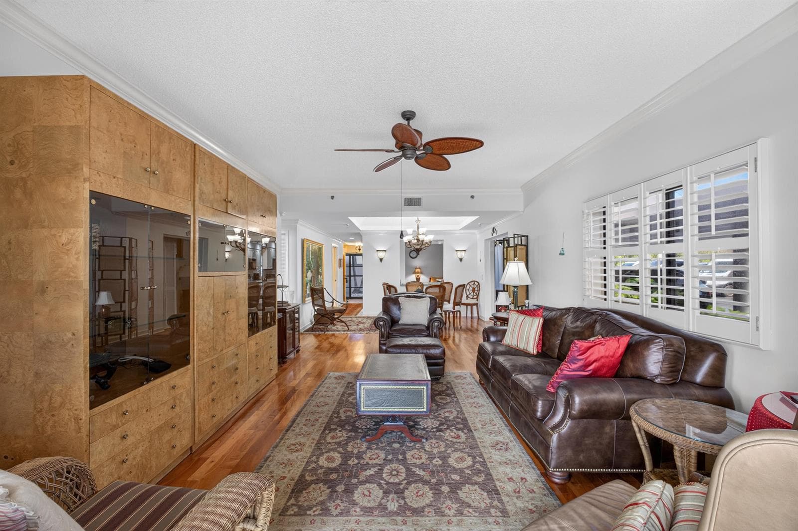11370 Twelve Oaks Way 111 photo 20