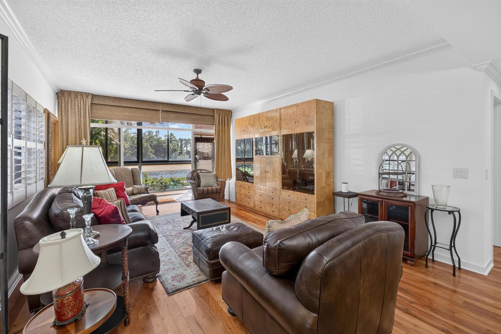11370 Twelve Oaks Way 111 photo 19