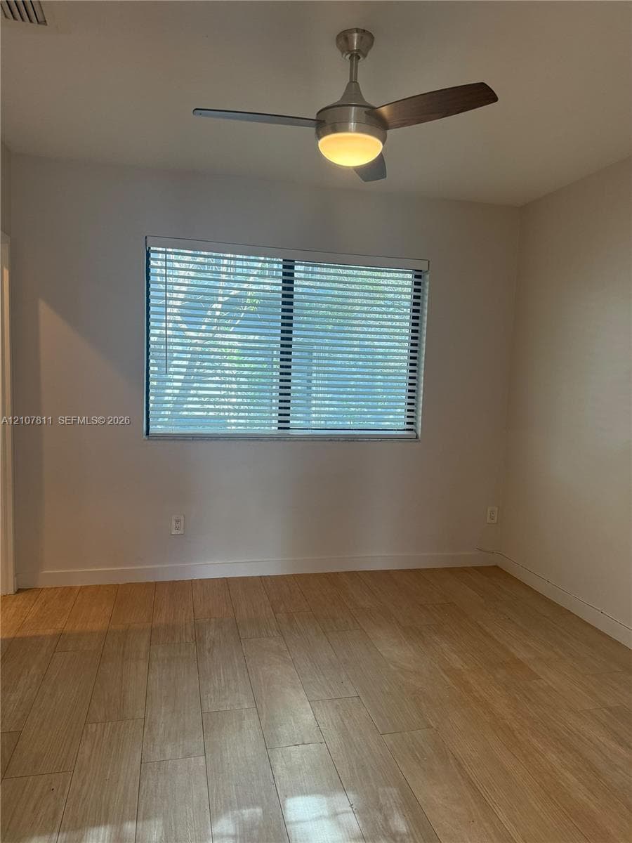 1280 NE 105th St 3 photo 12