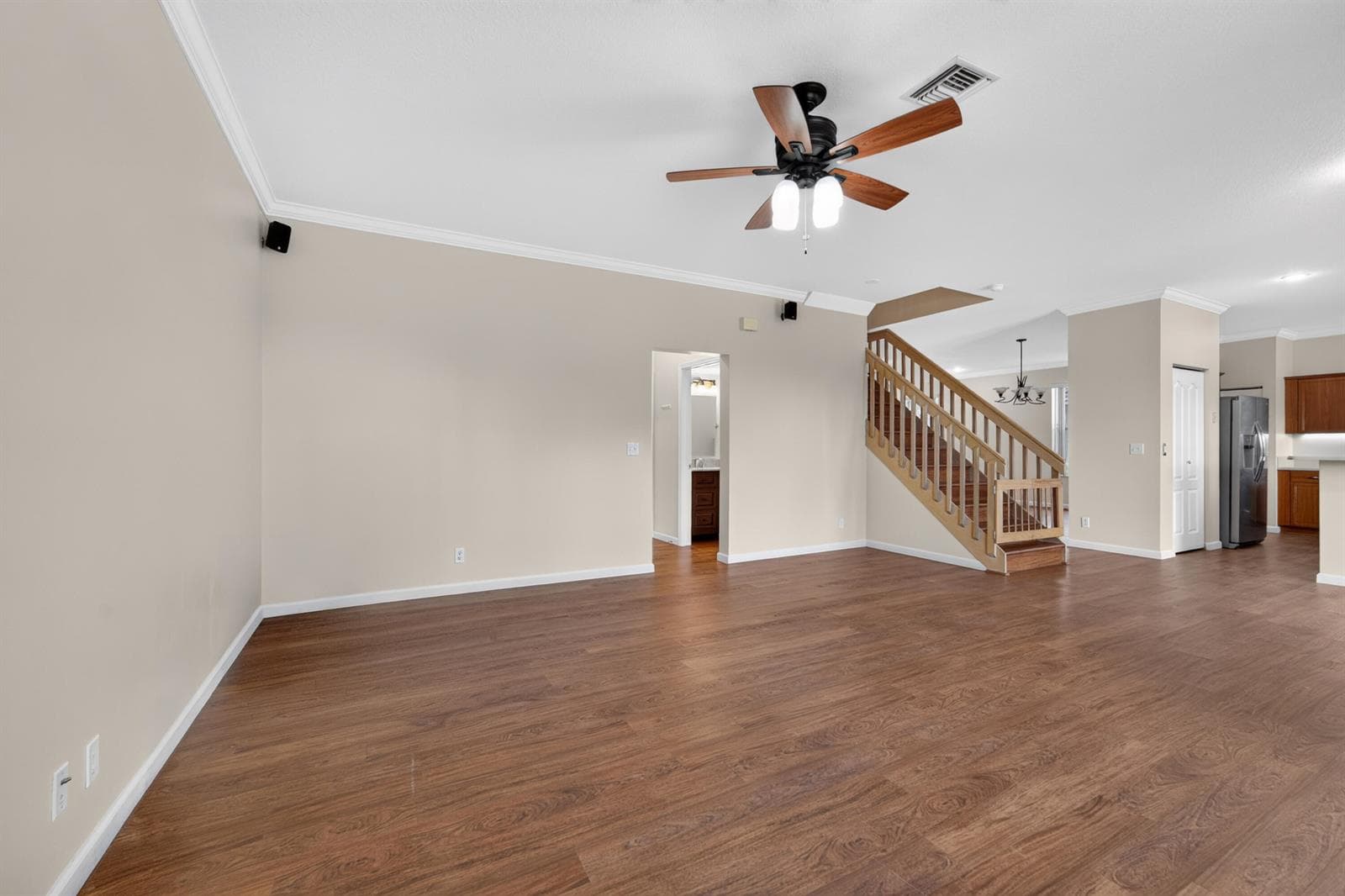 5581 Descartes Circle photo 13