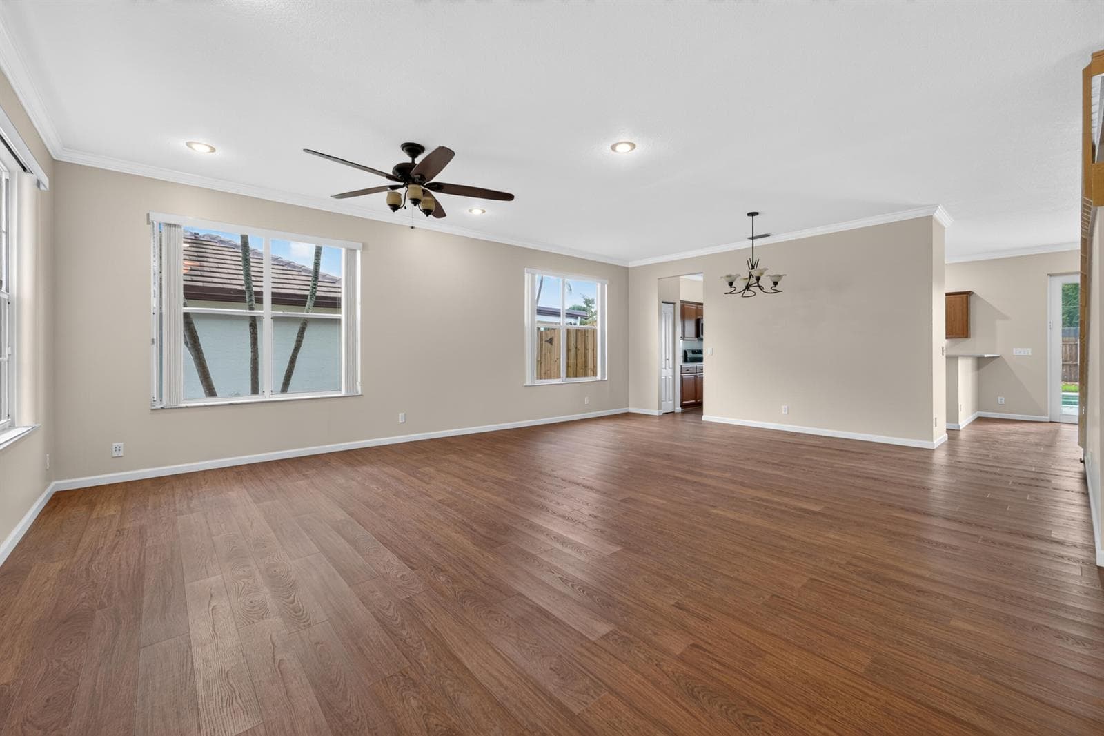 5581 Descartes Circle photo 7