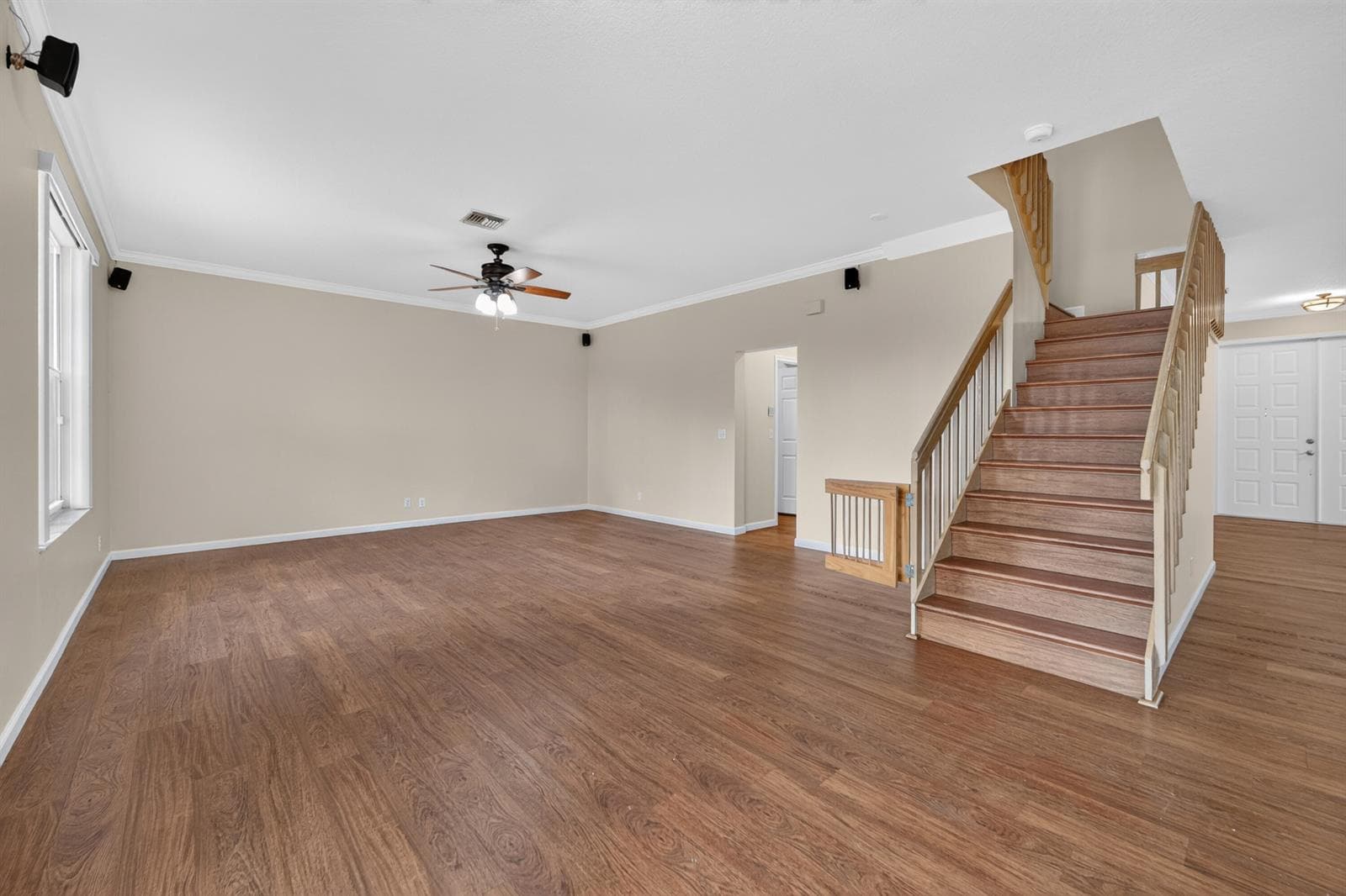 5581 Descartes Circle photo 14