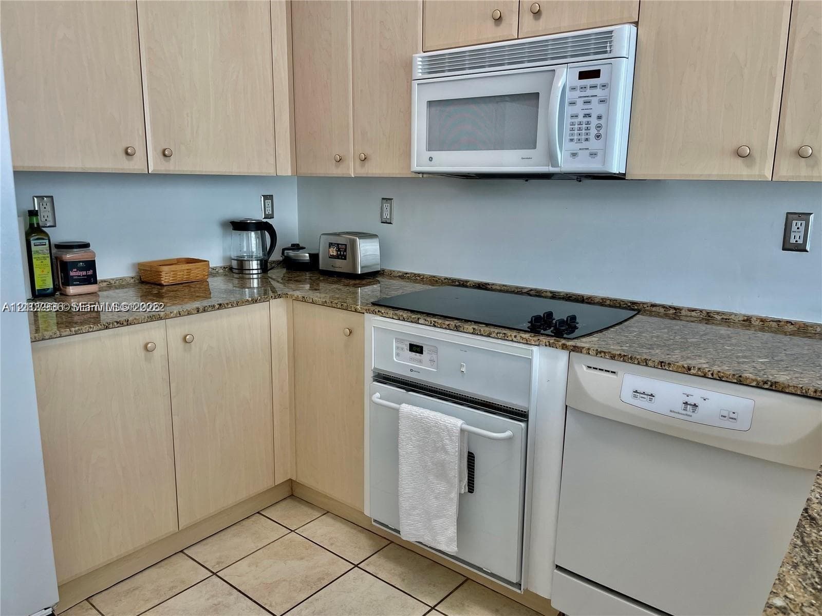 3370 Hidden Bay Dr 510 photo 9
