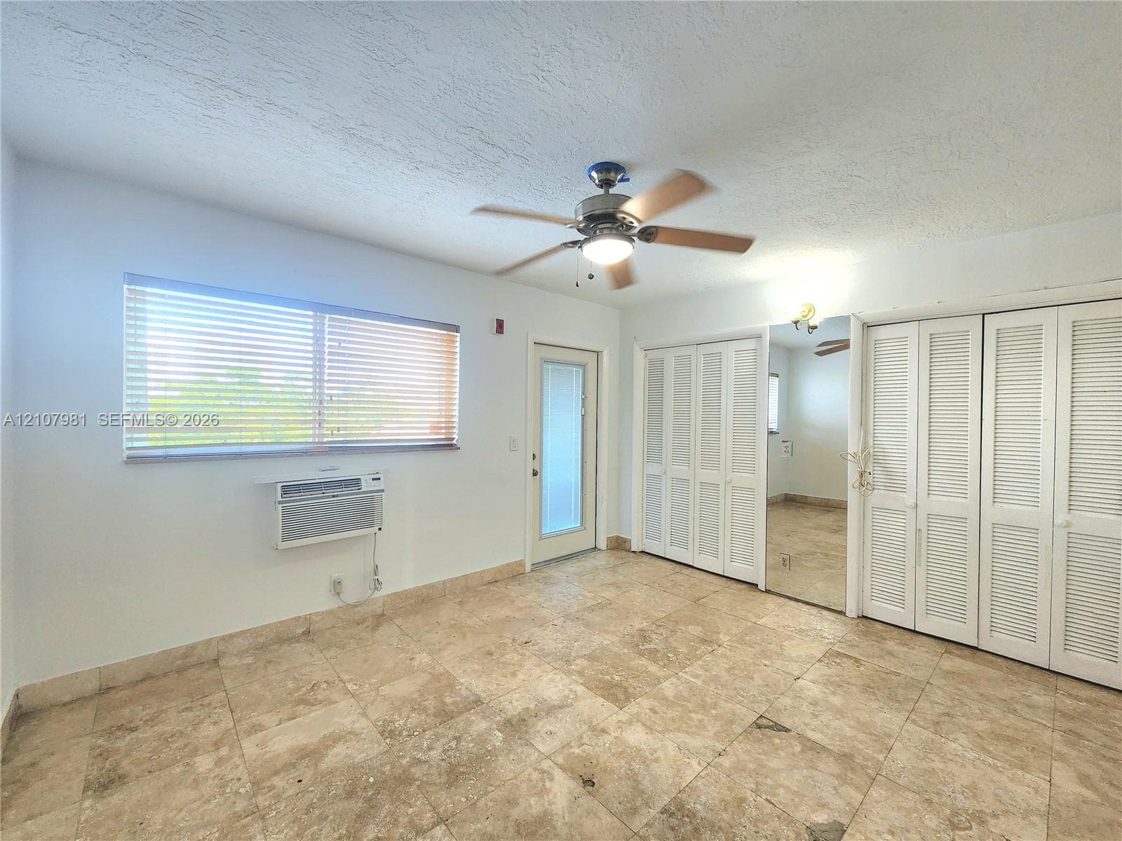 455 Golden Isles Dr 305 photo 6