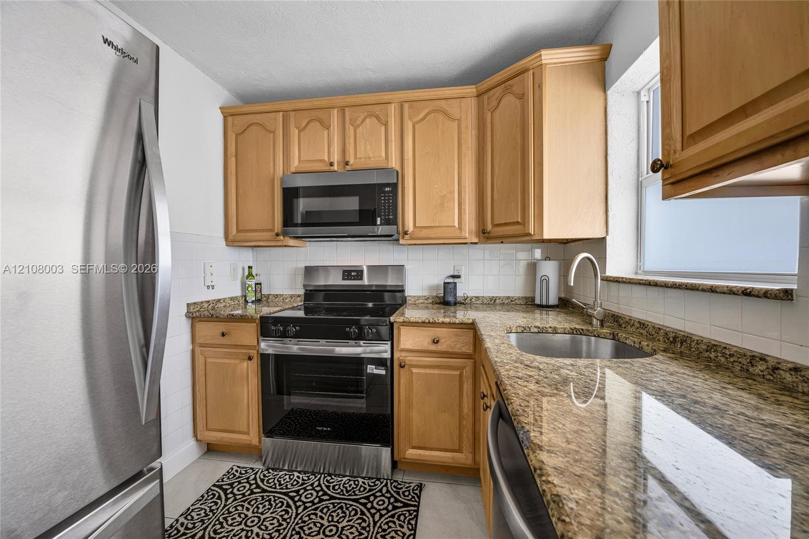 1536 SE 15th Ct 207 photo 6