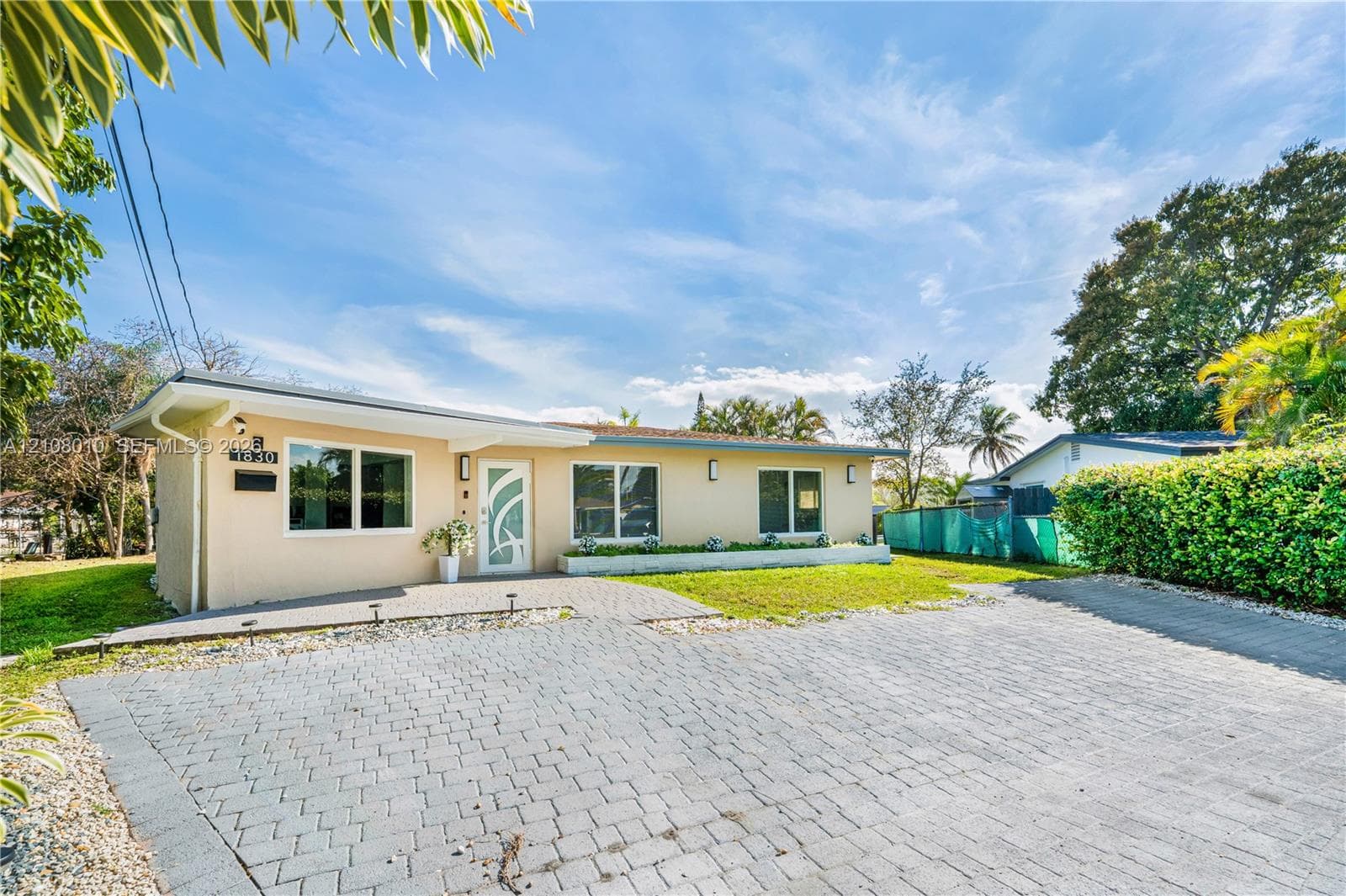 1830 NW 32nd St photo 2