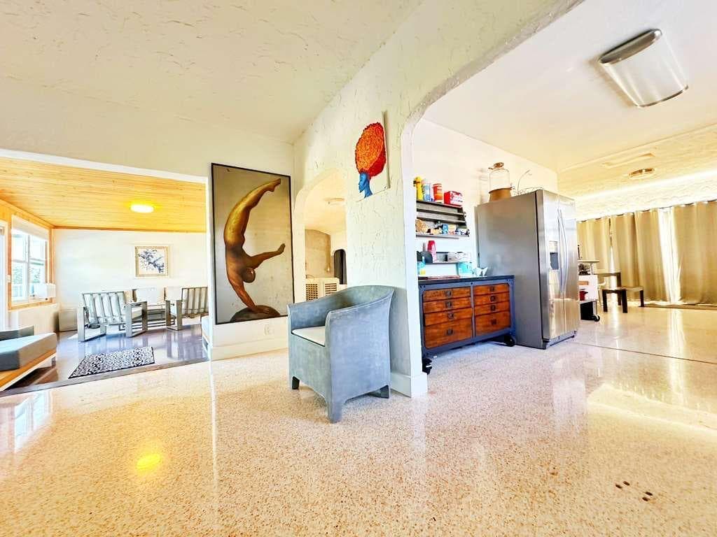 6003 S INDIAN RIVER Drive photo 11