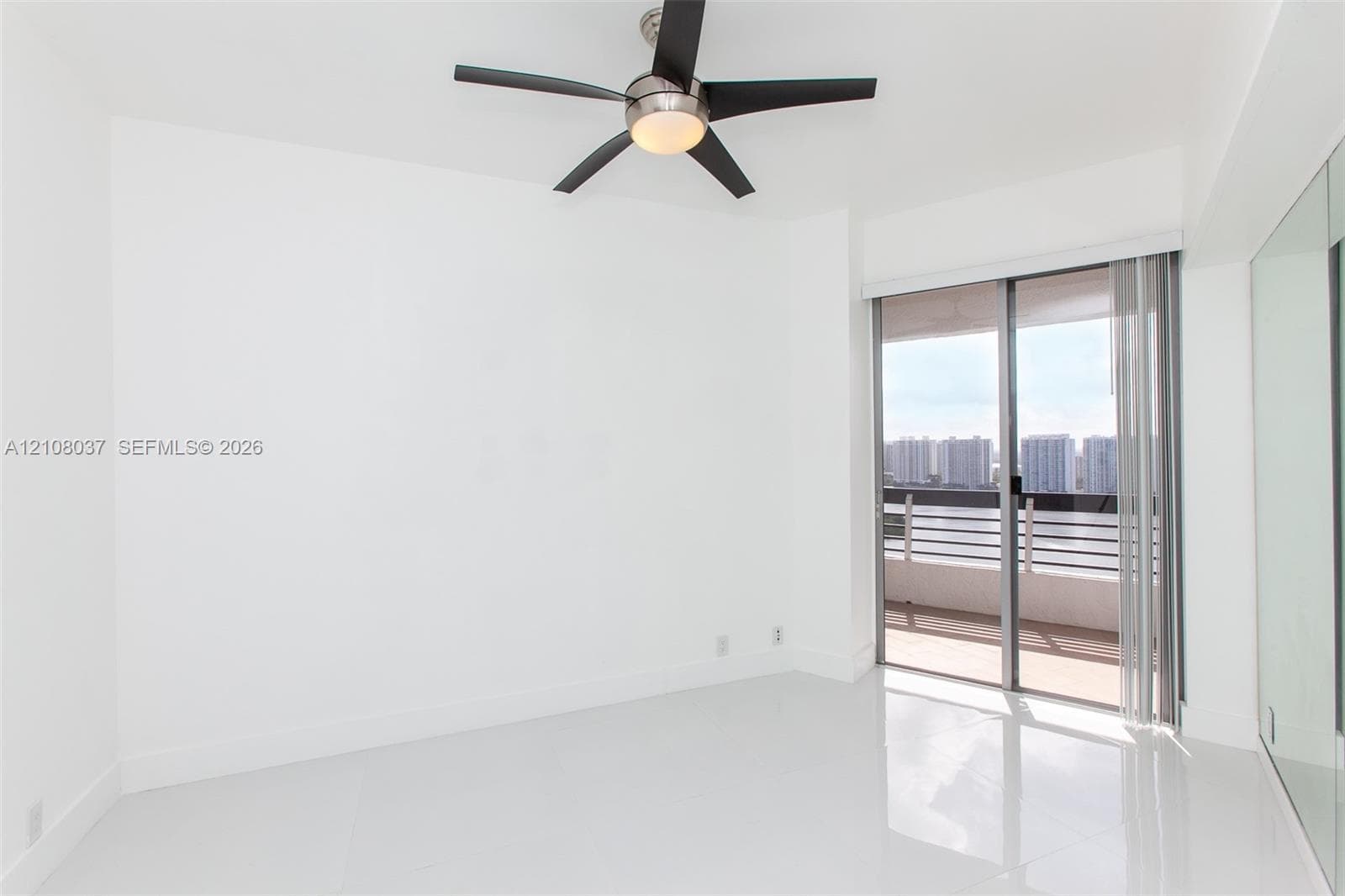 19101 Mystic Pointe Dr PH 3 photo 11