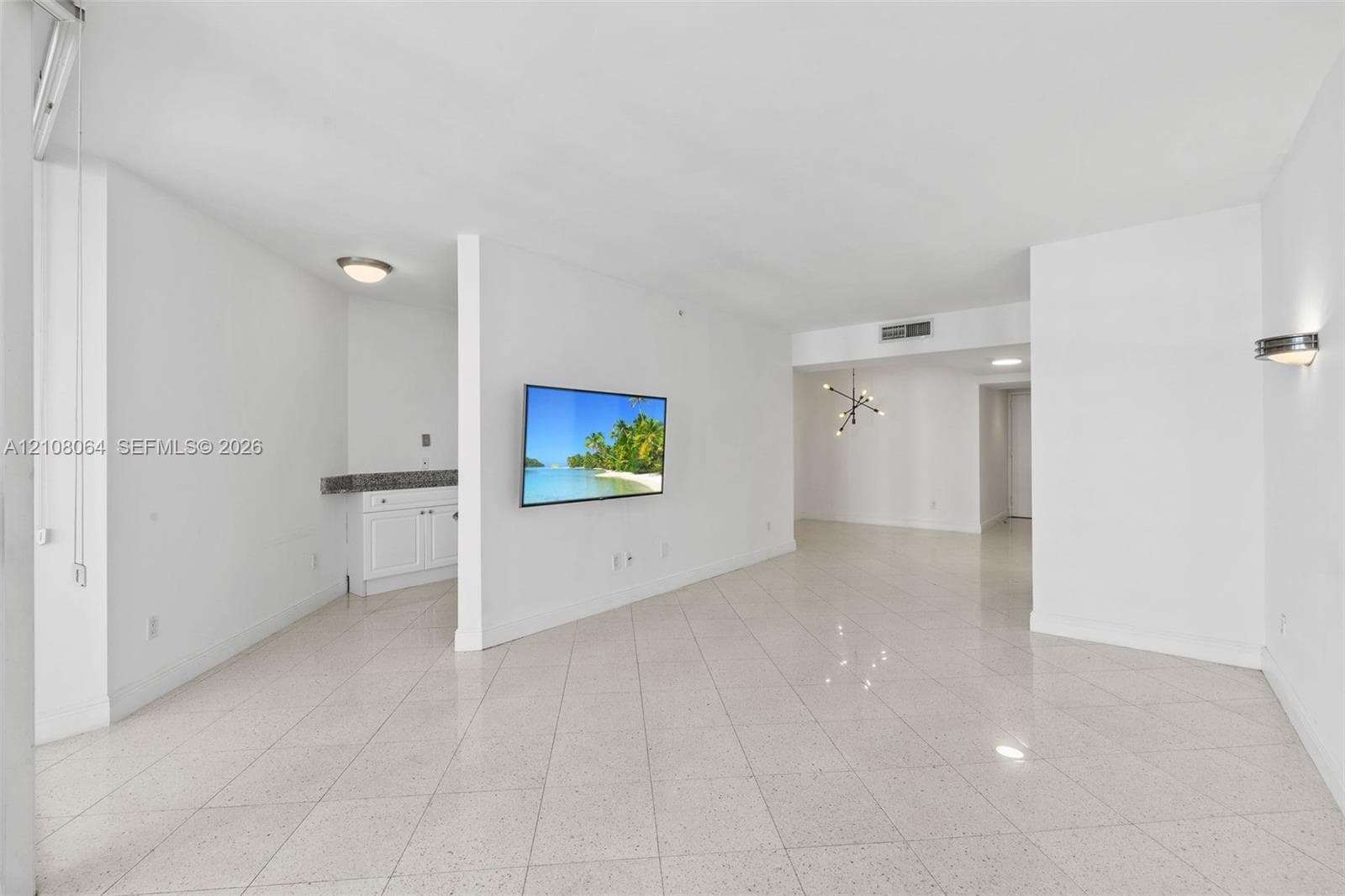 4775 Collins Ave 2408 photo 5