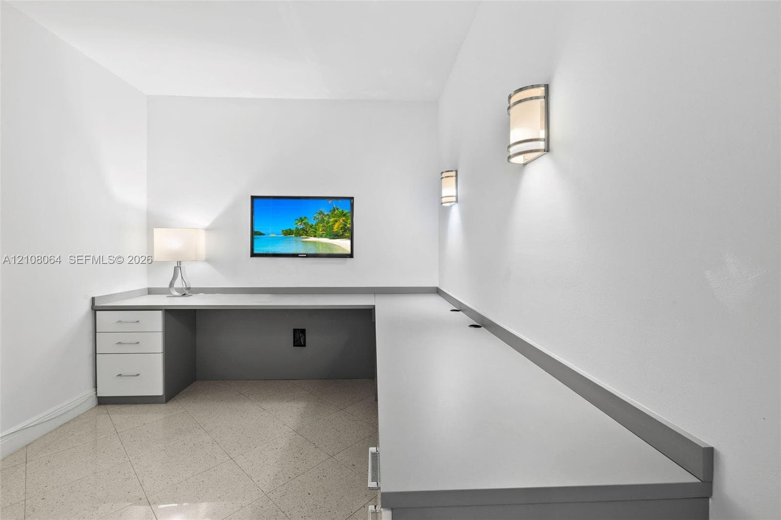 4775 Collins Ave 2408 photo 18