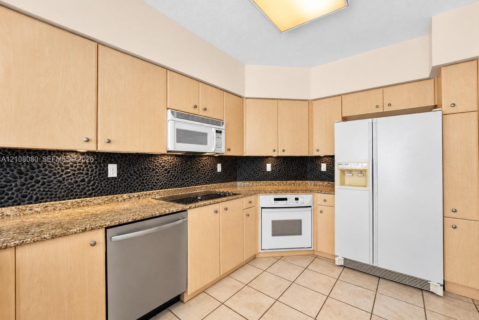 3370 Hidden Bay Dr 1111 photo 8