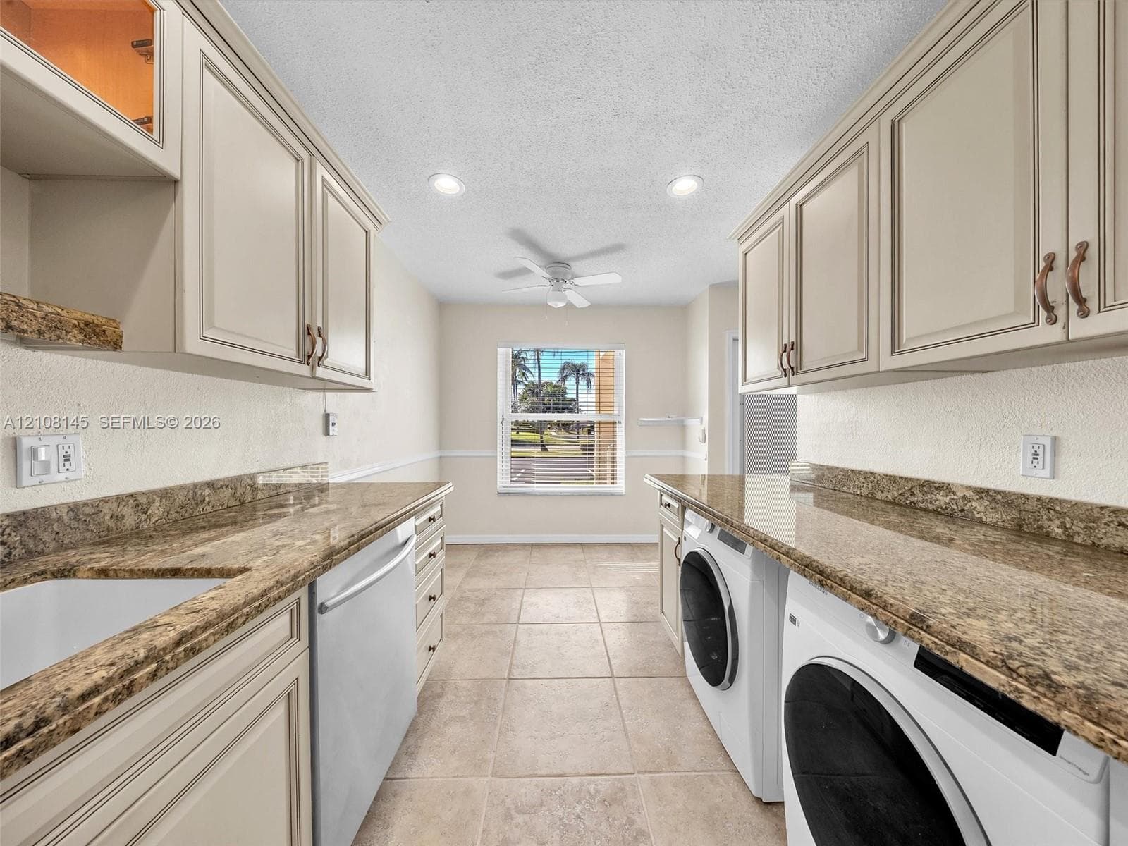 1020 Citrus Way 101 photo 7