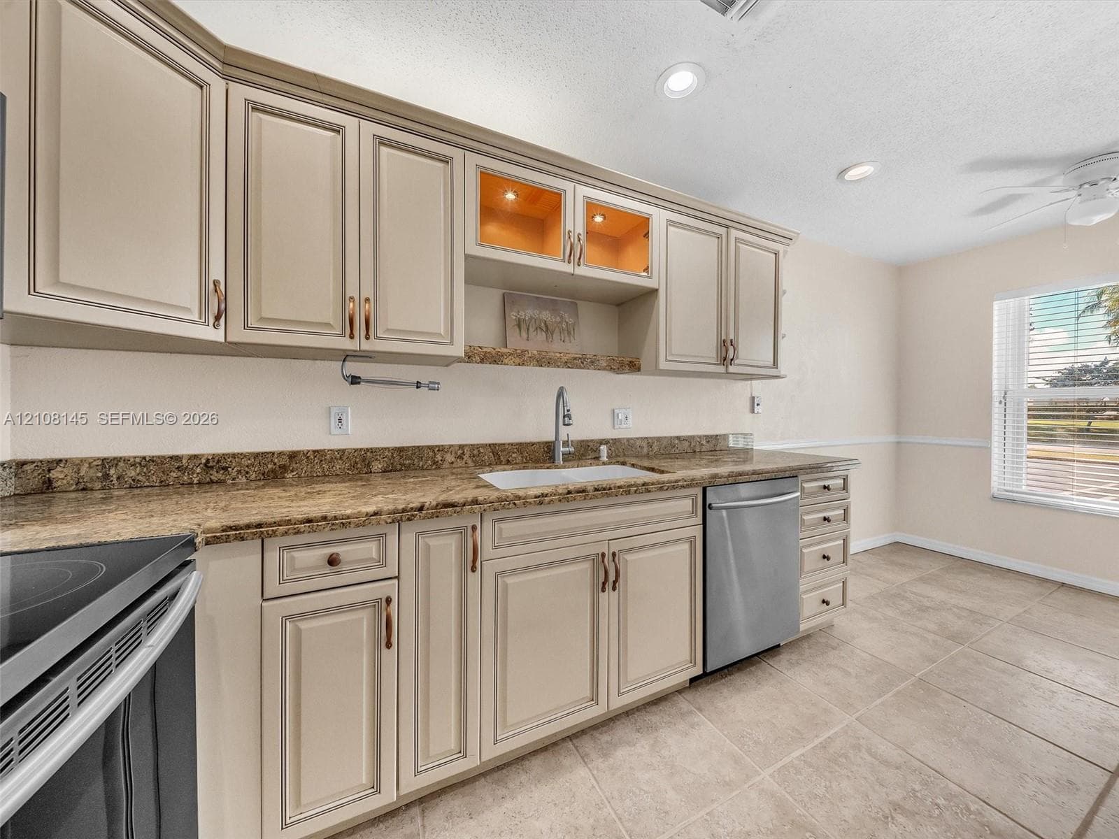1020 Citrus Way 101 photo 10