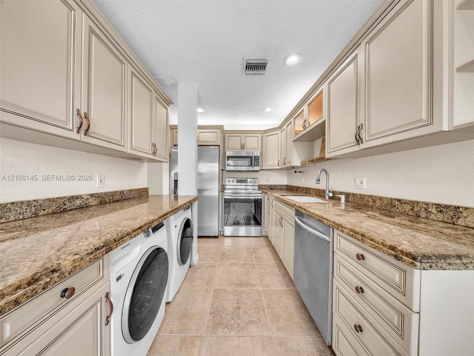 1020 Citrus Way 101 photo 8
