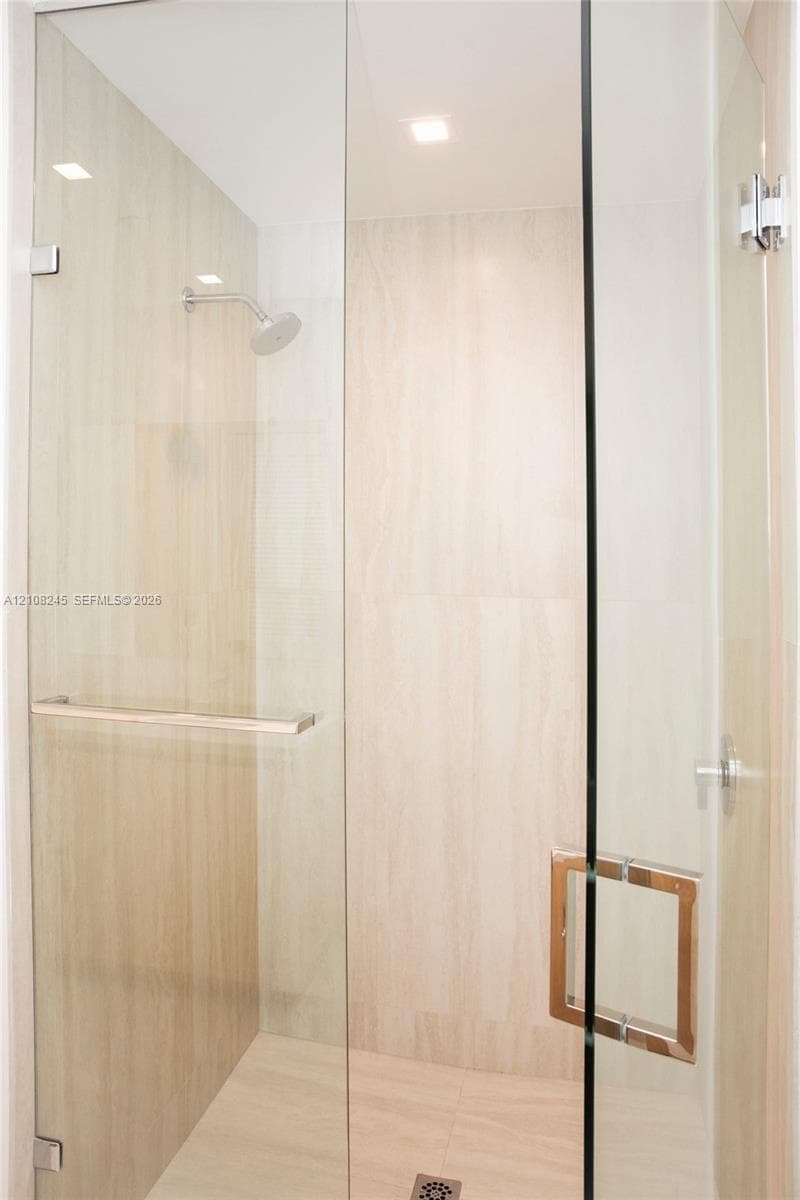 2411 laguna 1504 photo 18