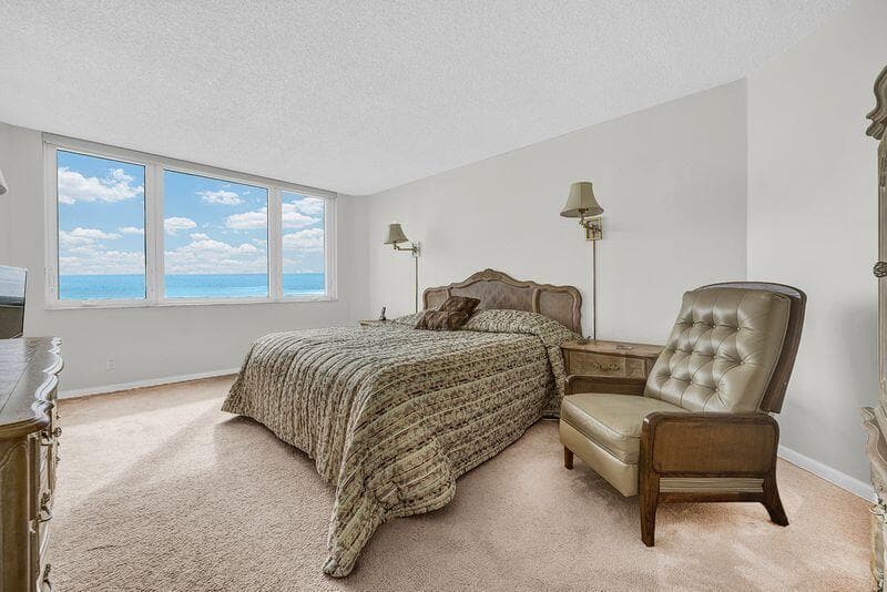 550 S Ocean Boulevard 602 photo 10