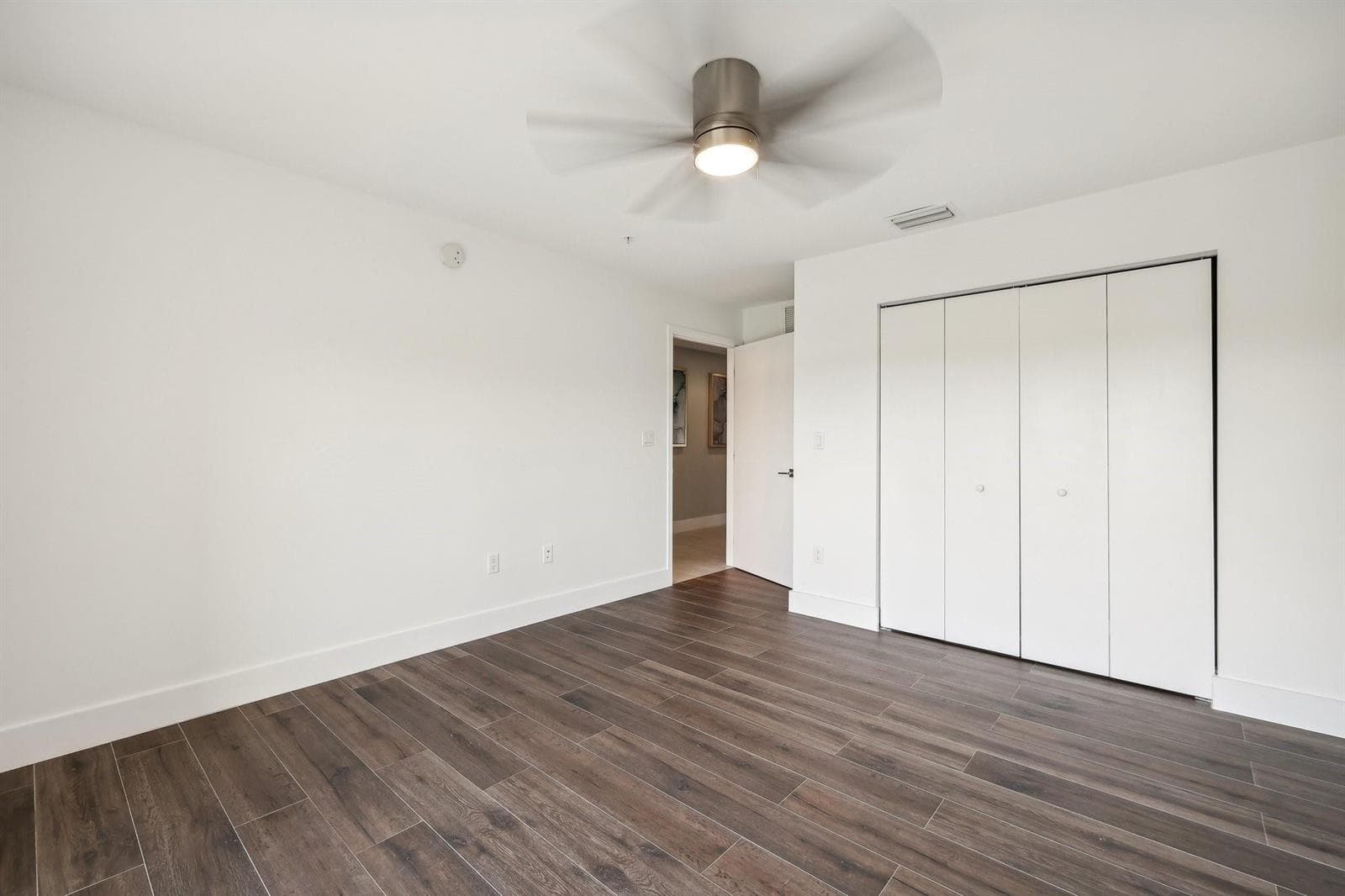 161 SE 1ST Circle 161 photo 16