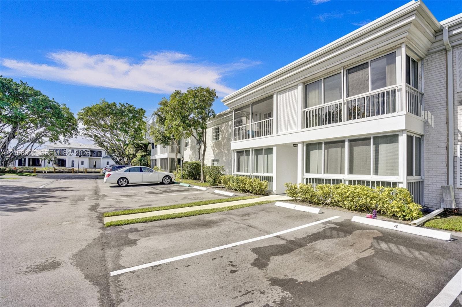 6511 Bay Club Dr 3 photo 1