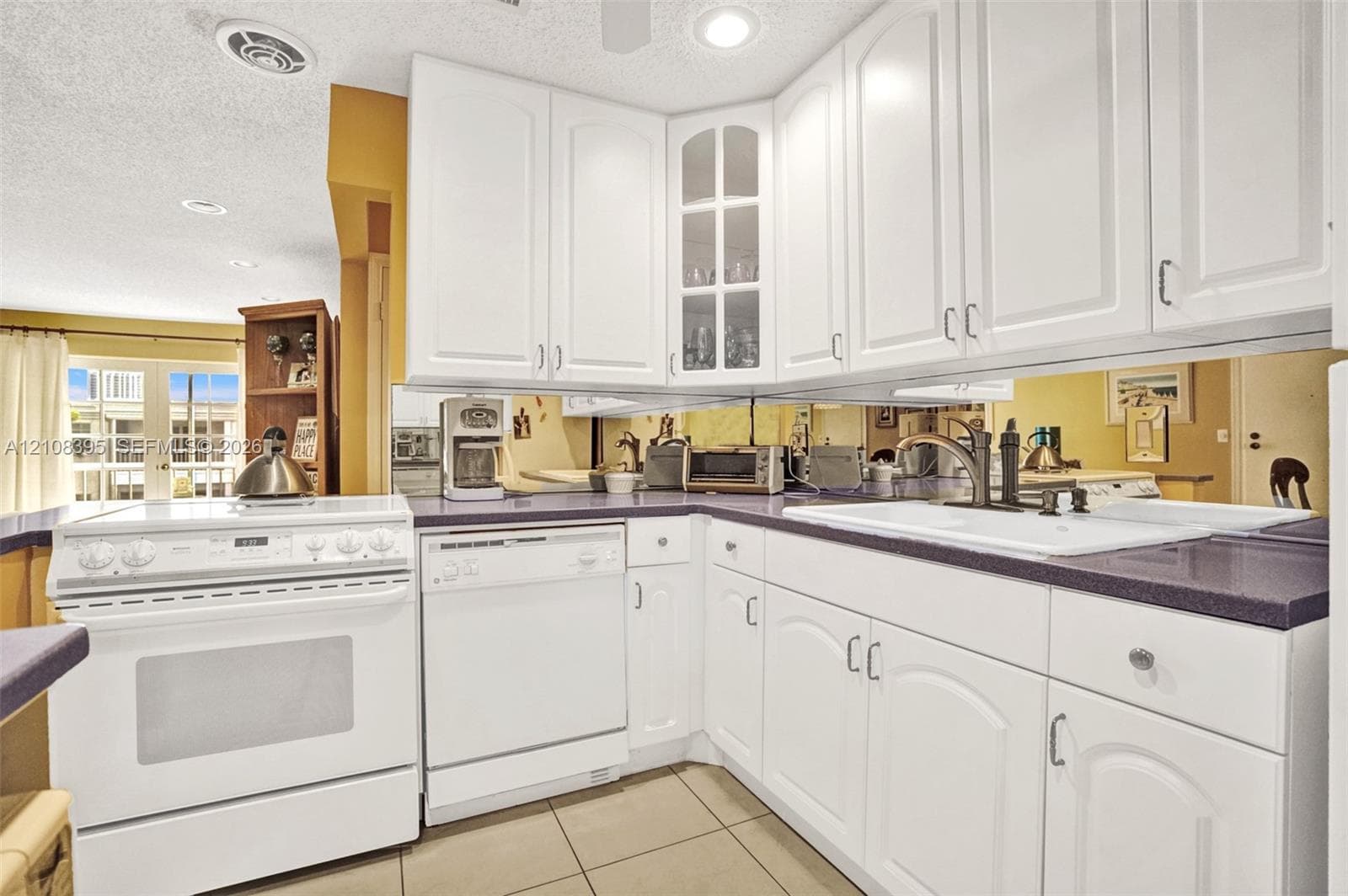 6511 Bay Club Dr 3 photo 4