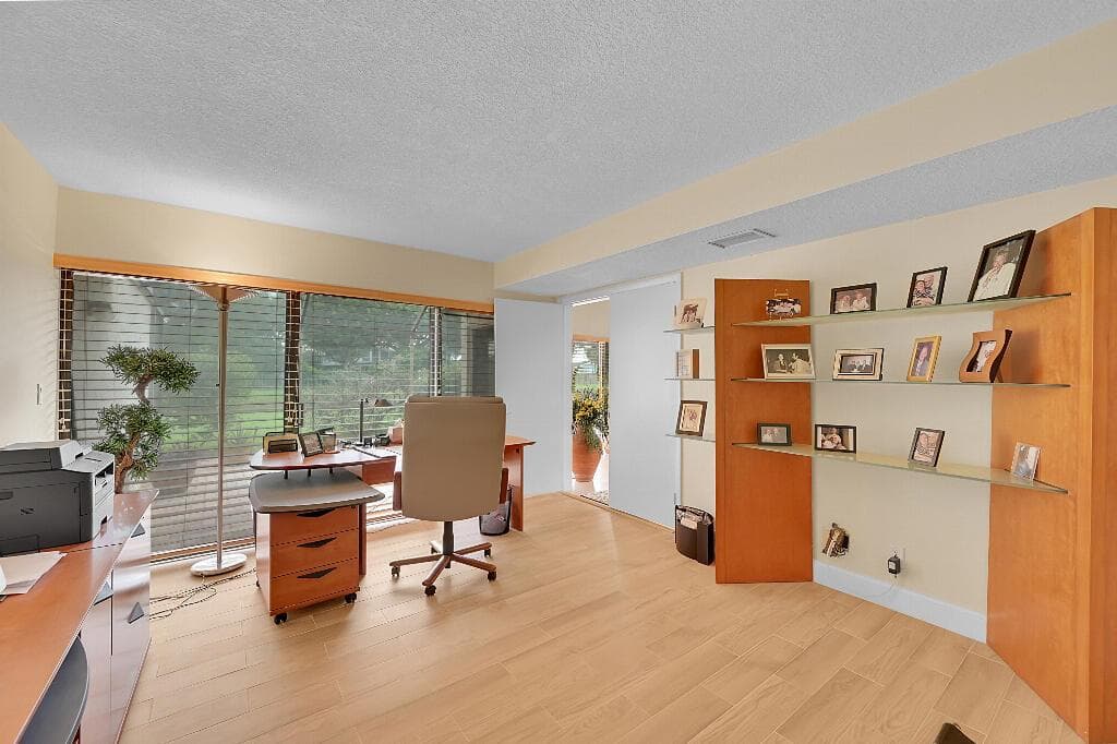 6130 Via Tierra Drive photo 17