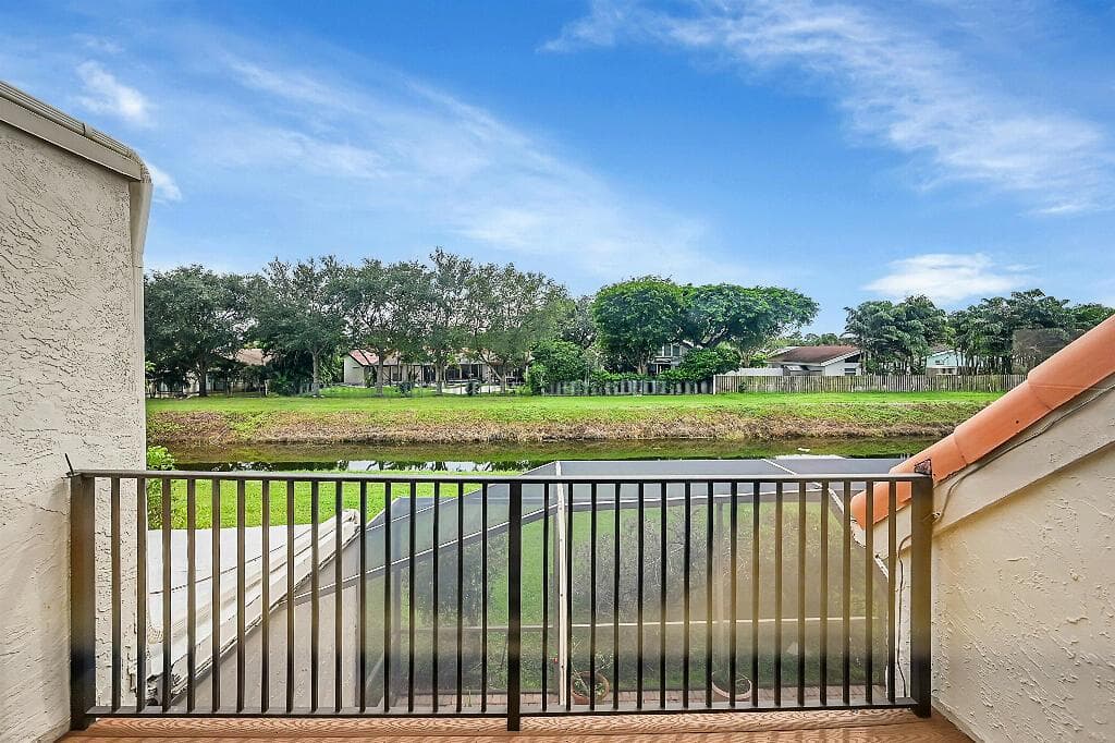 6130 Via Tierra Drive photo 25