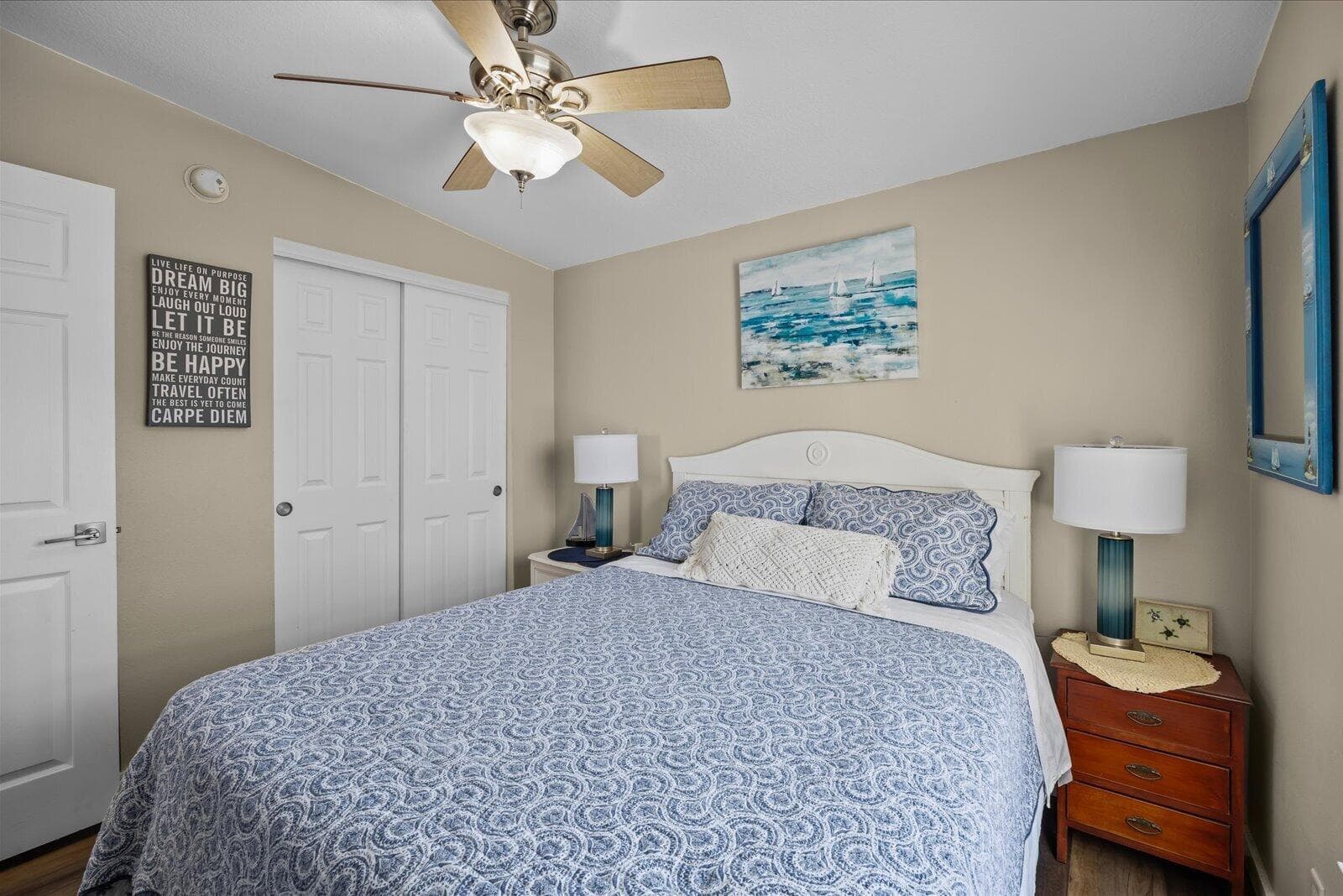 1092 NETTLES Boulevard photo 21