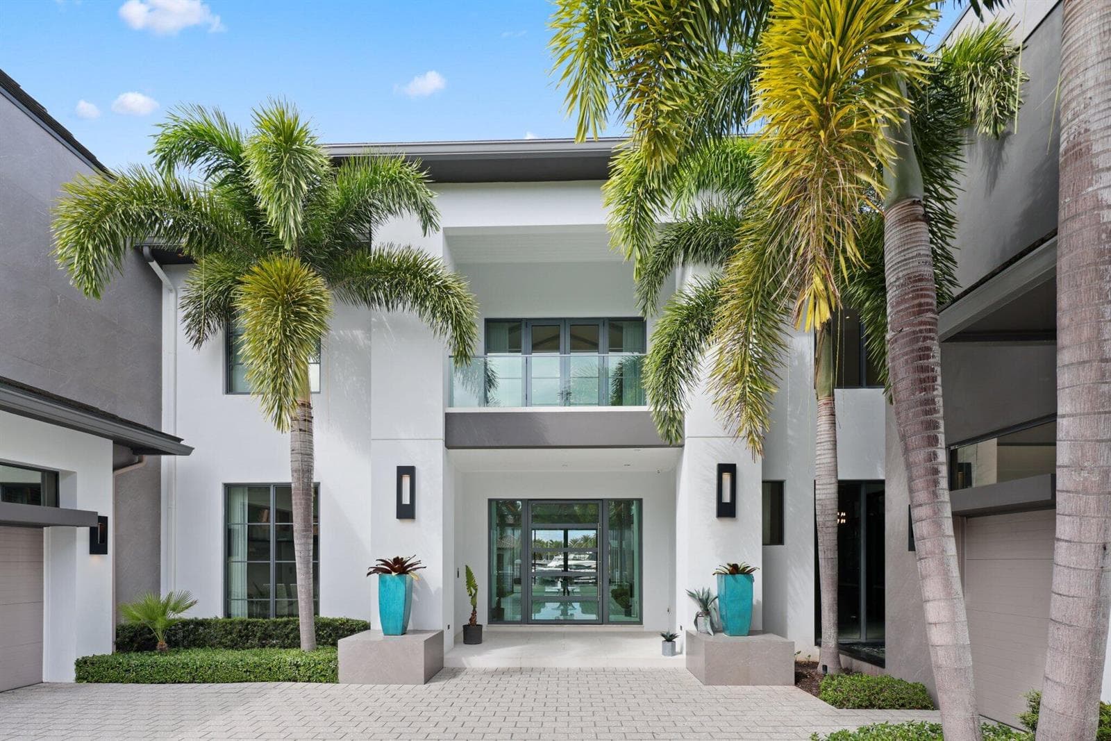 169 W KEY PALM Road photo 9