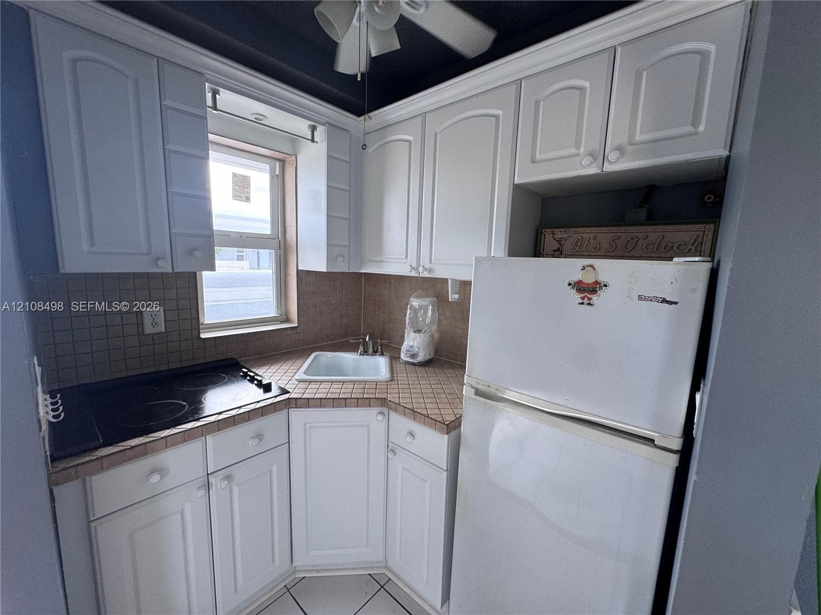 1908 N Ocean Dr 11A photo 10