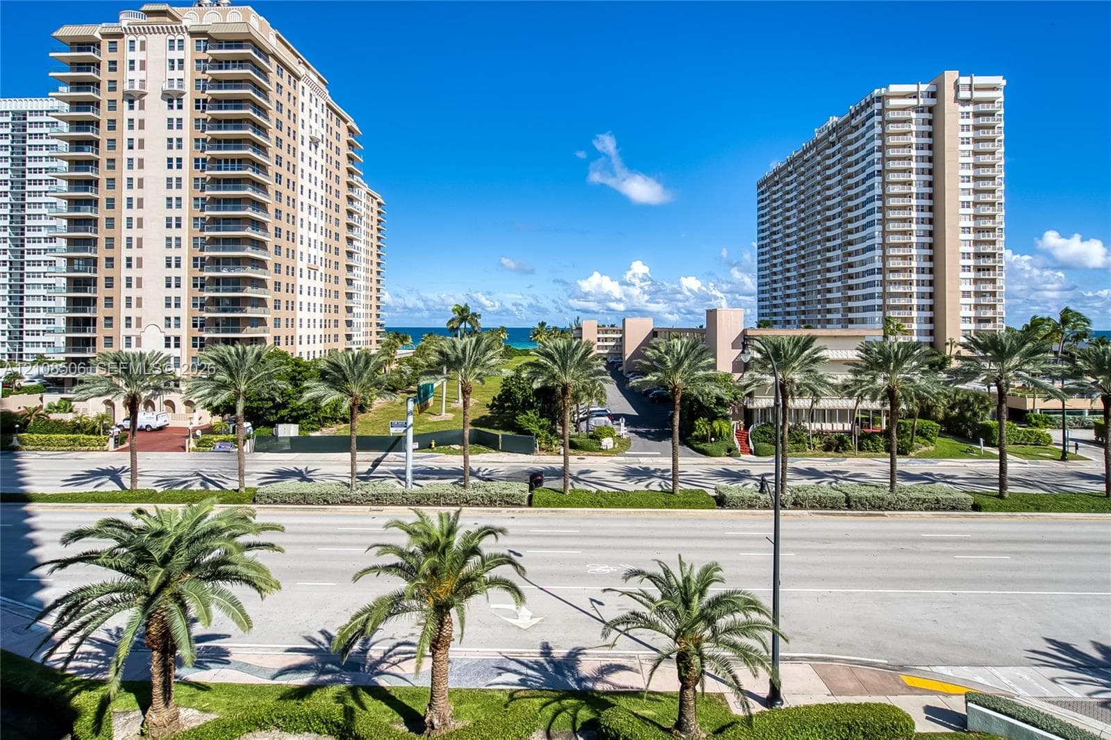 1945 S Ocean Dr 401 photo 5