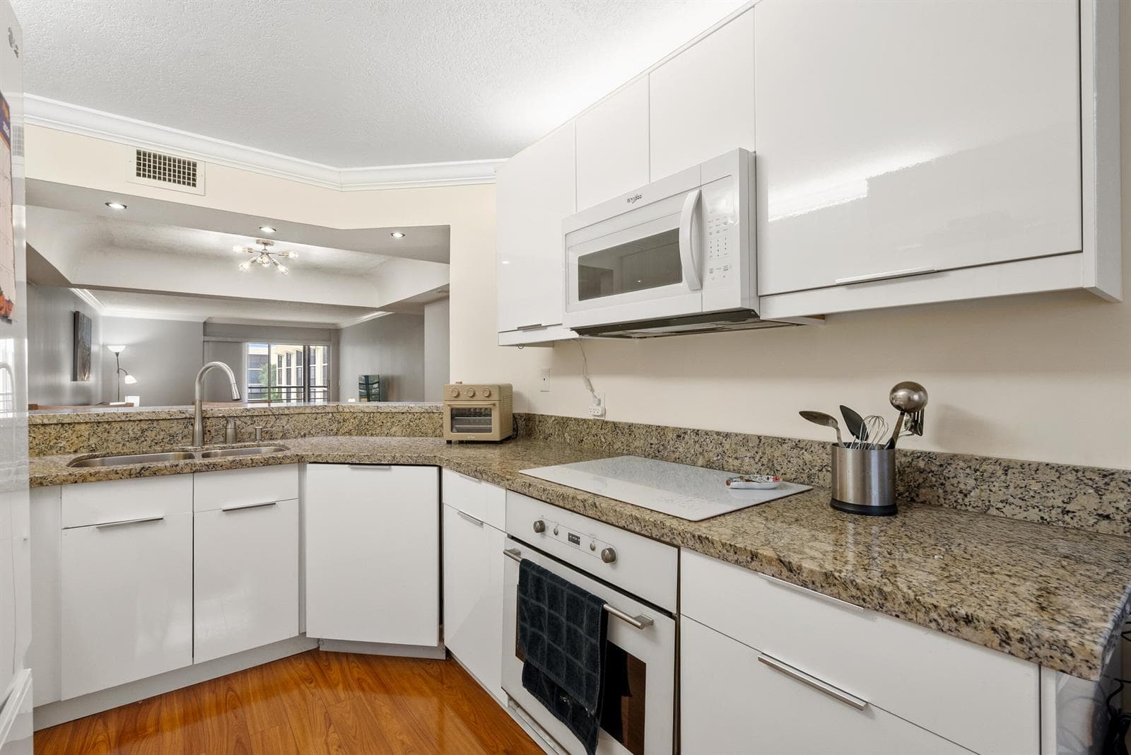 23385 Barwood Lane S 308 photo 15