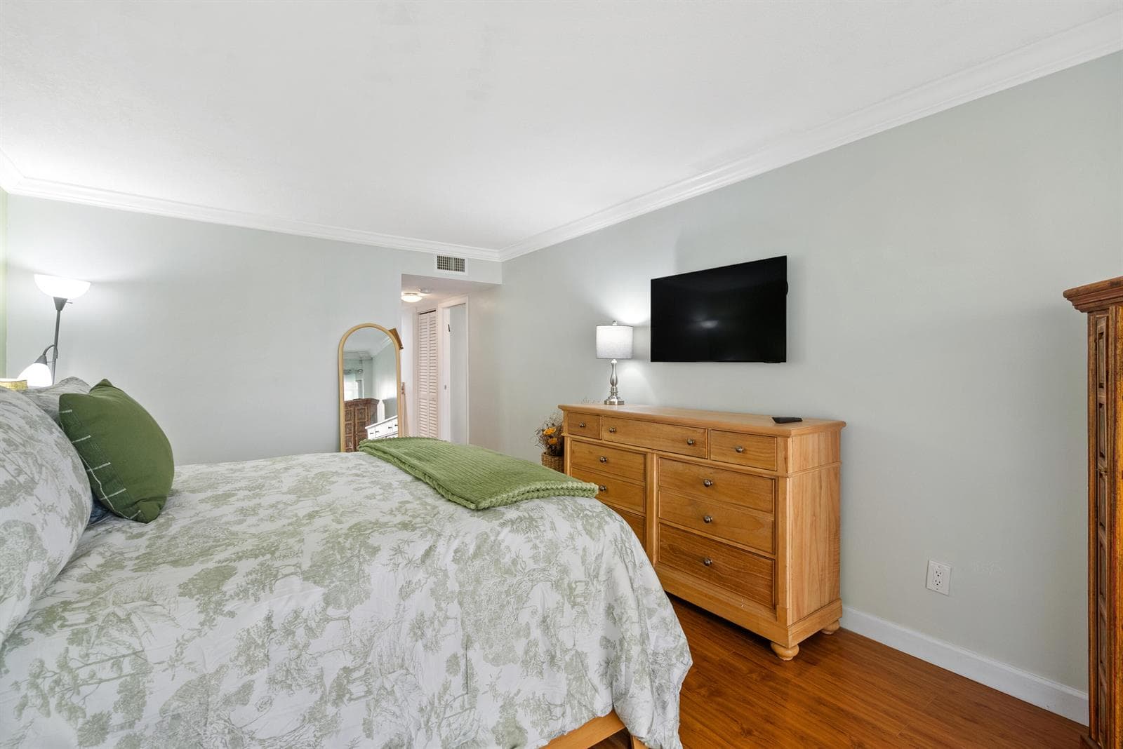 23385 Barwood Lane S 308 photo 8
