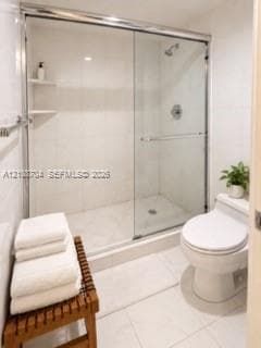 3530 Mystic Pointe Dr 1911 photo 8