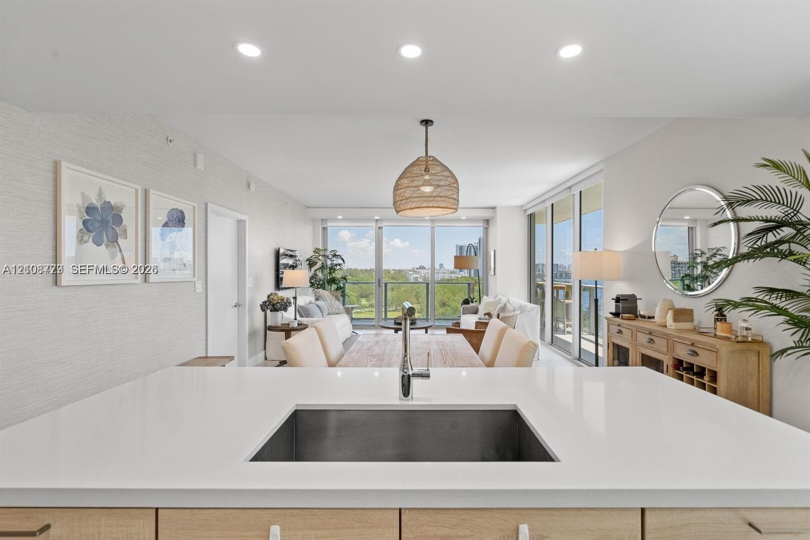 16385 Biscayne Blvd 807 photo 9