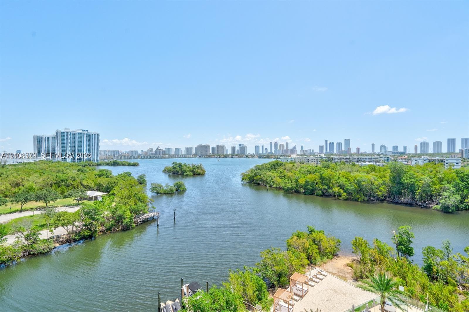 16385 Biscayne Blvd 807 photo 15