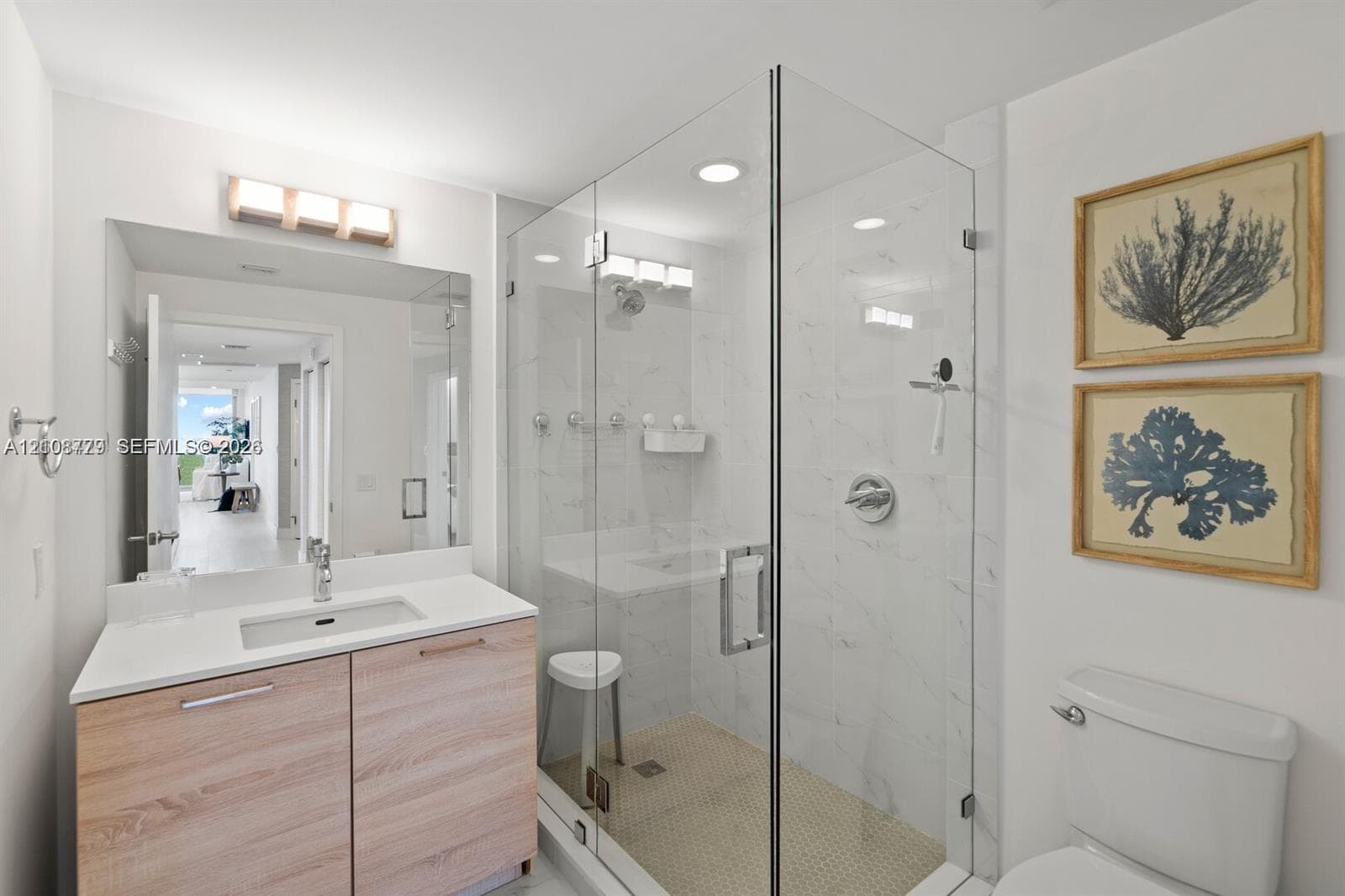 16385 Biscayne Blvd 807 photo 19