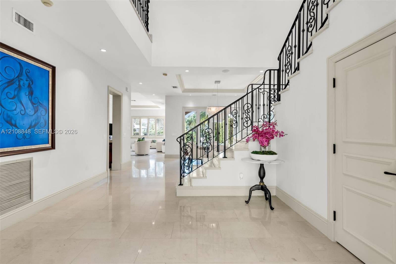4815 University Dr photo 3
