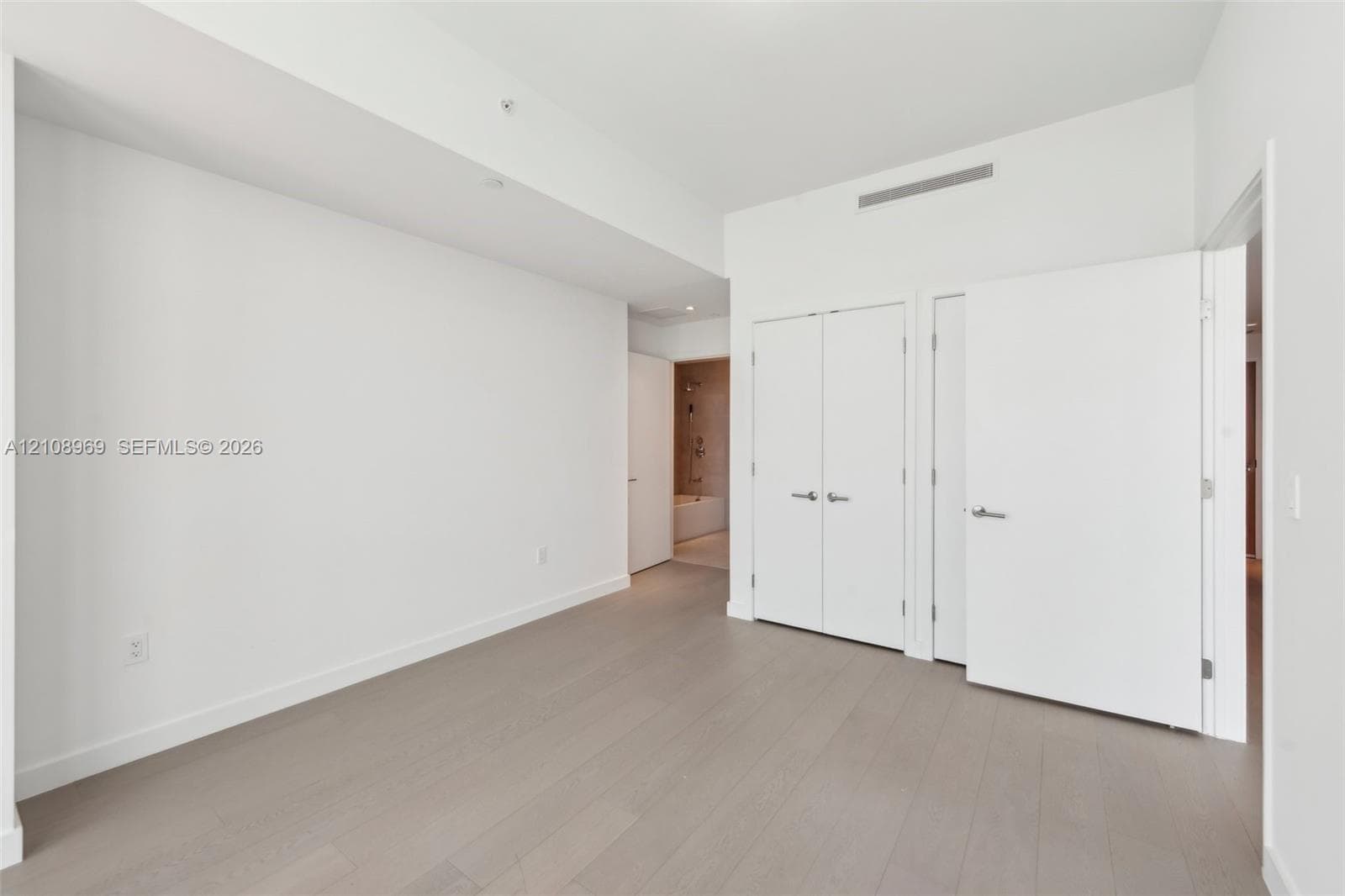 500 Alton Rd. 3004 photo 17