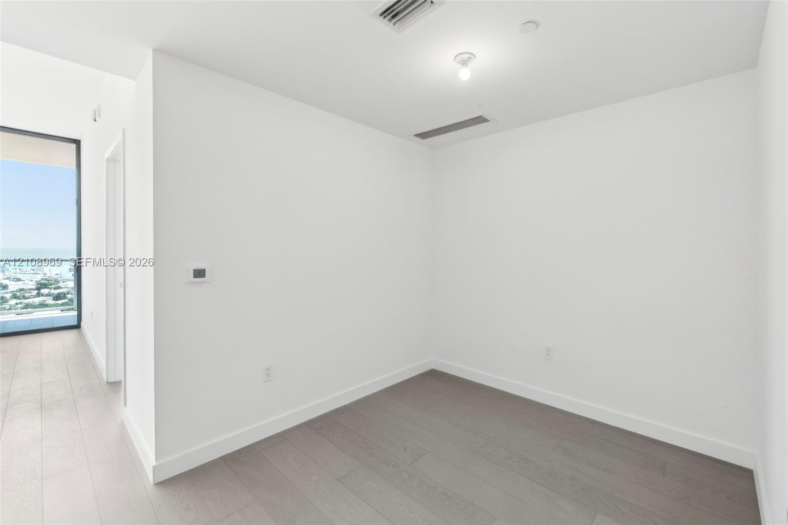 500 Alton Rd. 3004 photo 11