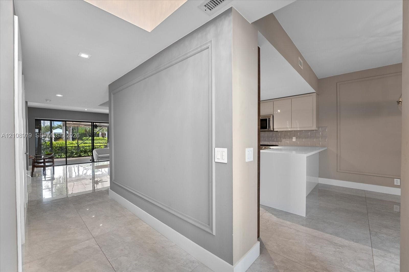3602 Yacht Club Dr 405 photo 17