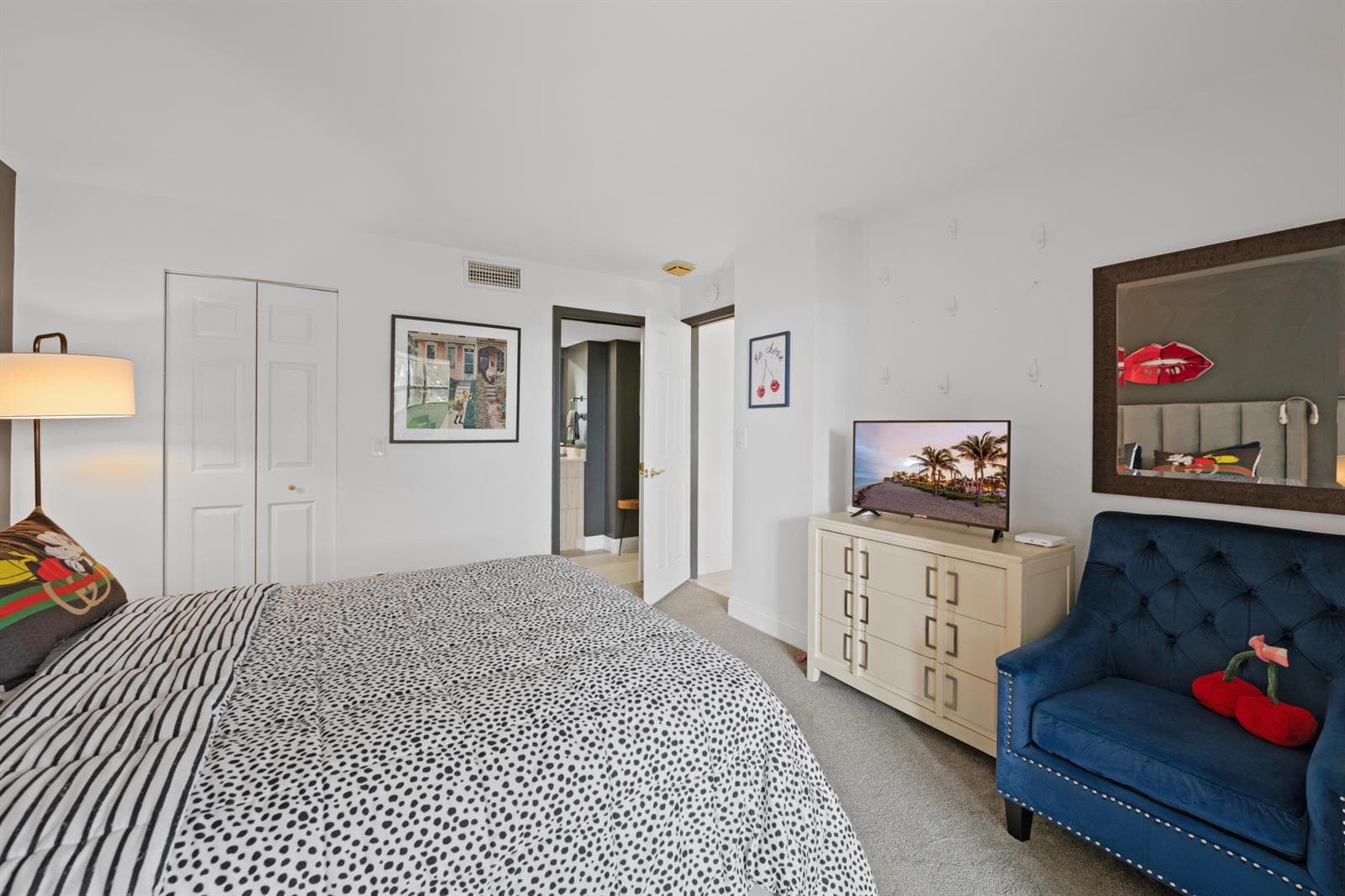 800 Jeffery Street 307 photo 22
