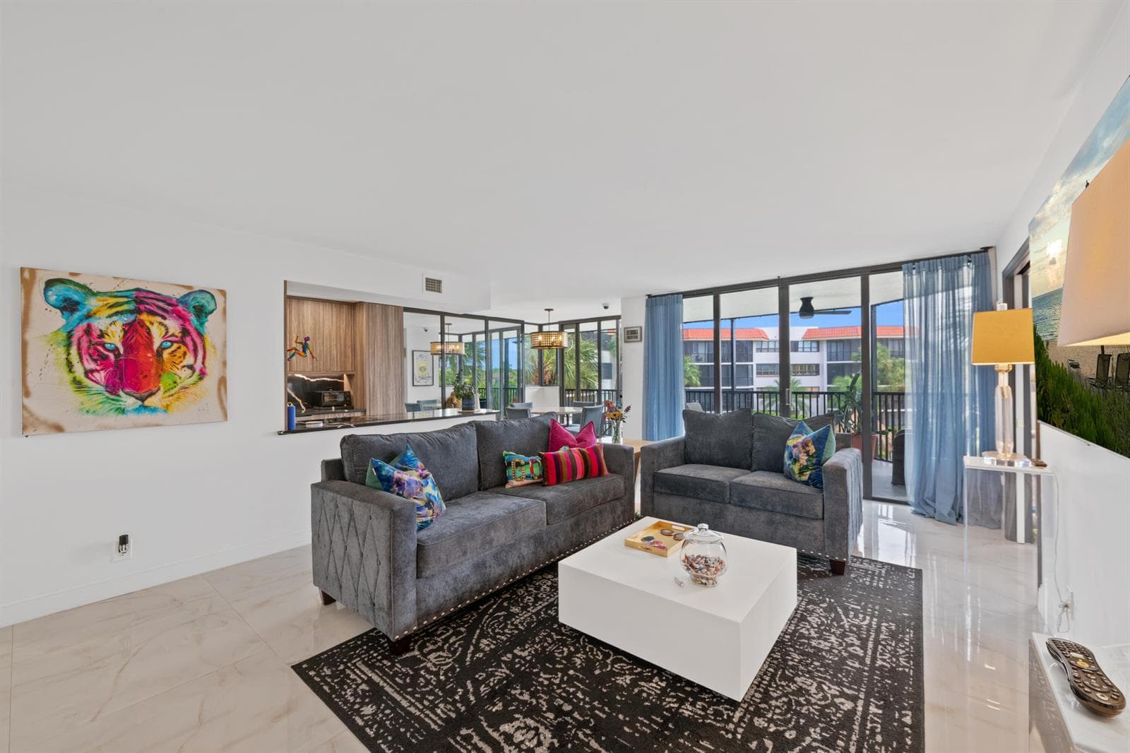 800 Jeffery Street 307 photo 9