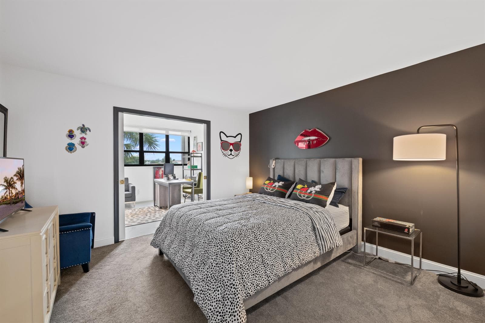 800 Jeffery Street 307 photo 21