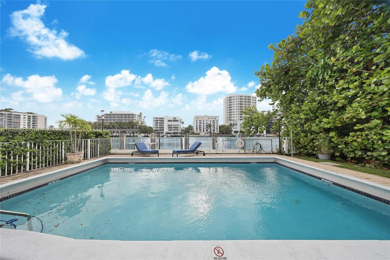 34 Bal Bay Dr 3 photo 3