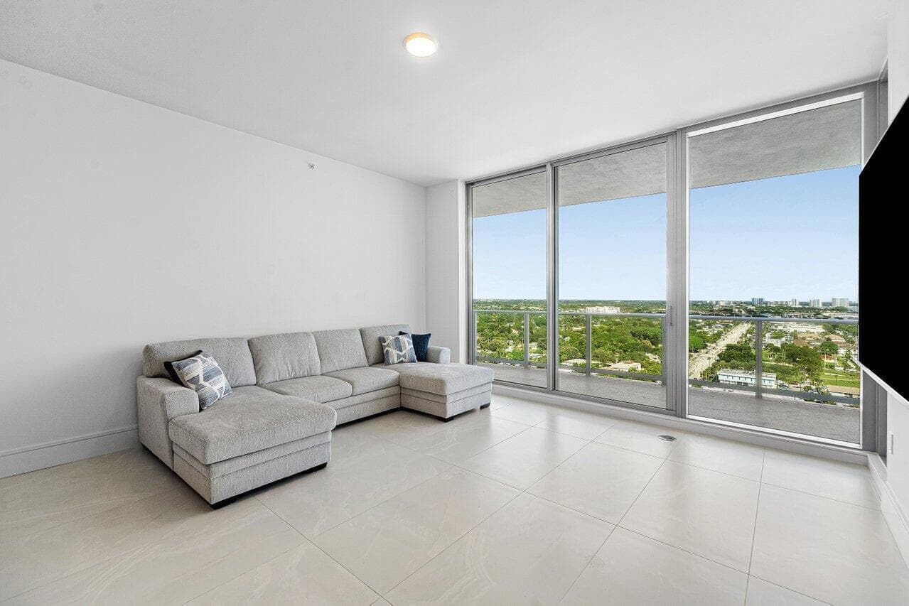 220 Lake Shore Drive 1817 photo 6