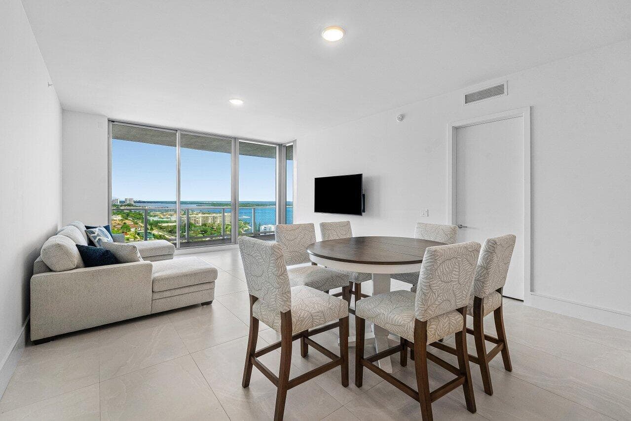 220 Lake Shore Drive 1817 photo 1