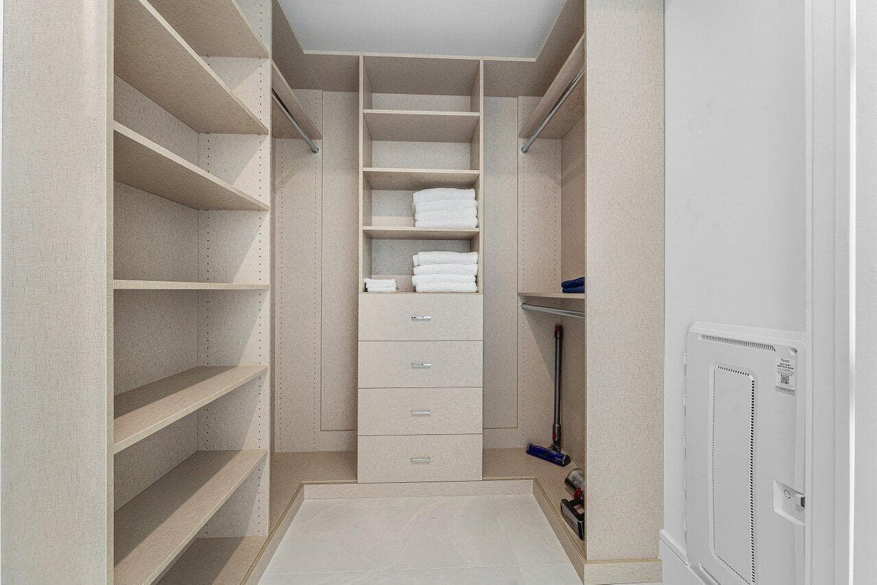 220 Lake Shore Drive 1817 photo 15