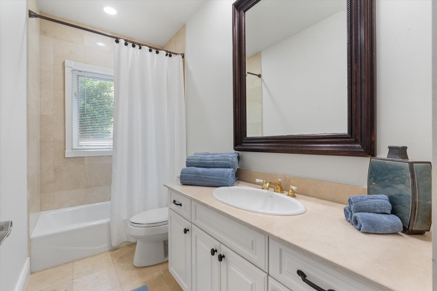 703 Royal Plaza Drive photo 21
