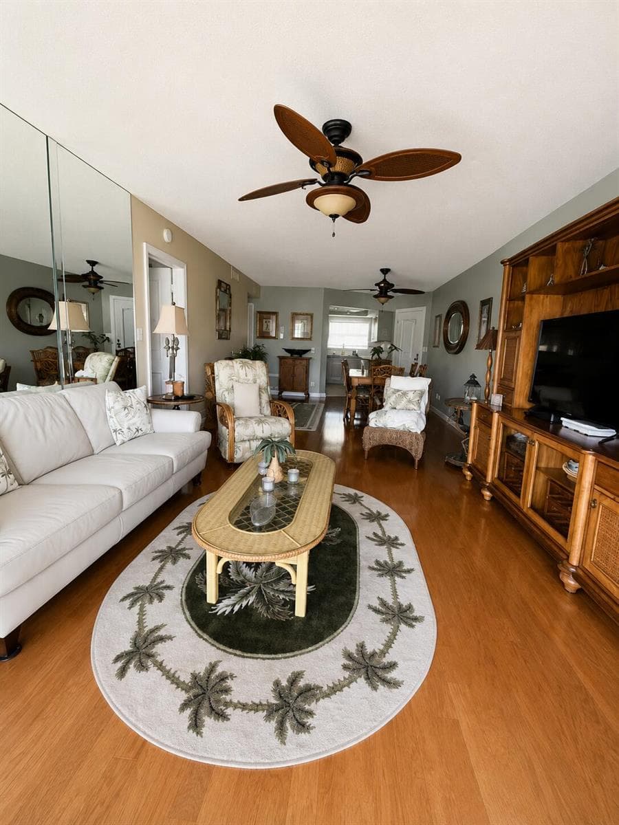 68 YACHT CLUB Drive 22 photo 5