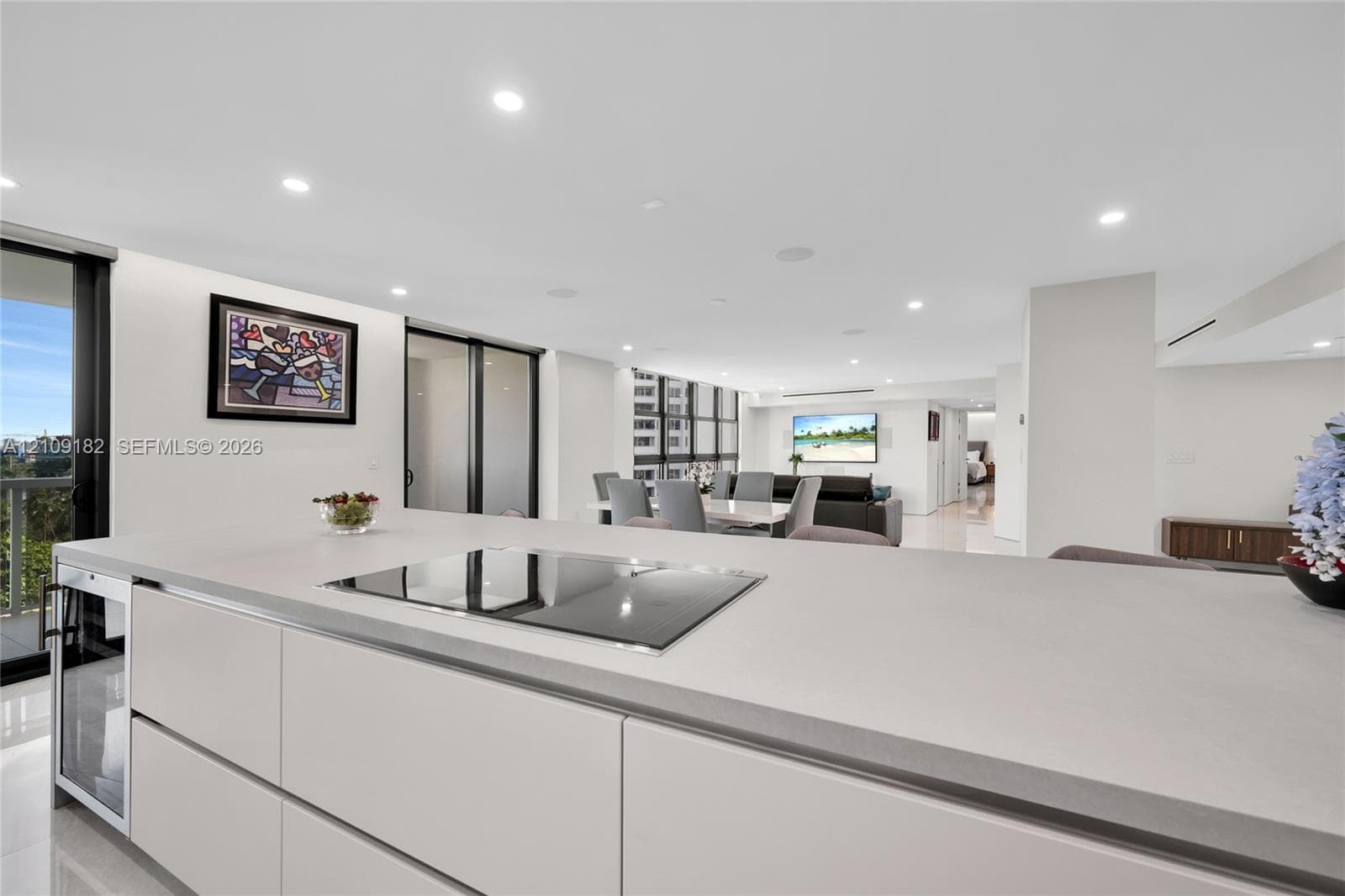 9 Island Ave 714 photo 15