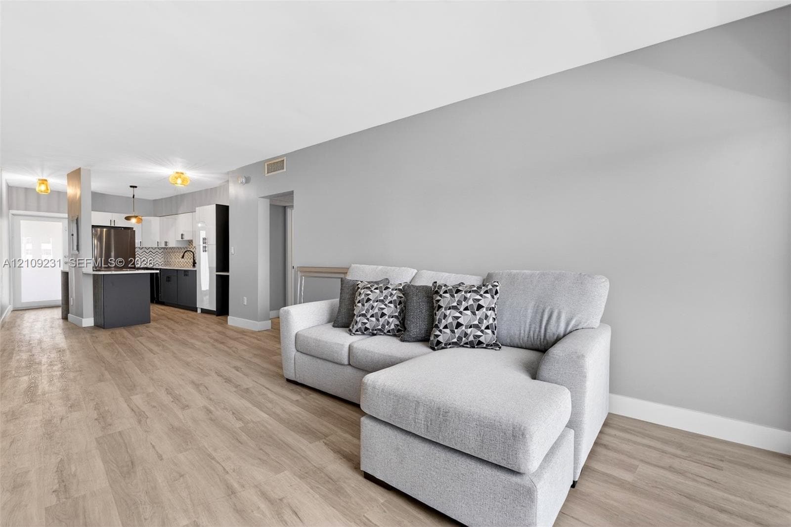 2500 Diana Dr 216 photo 13